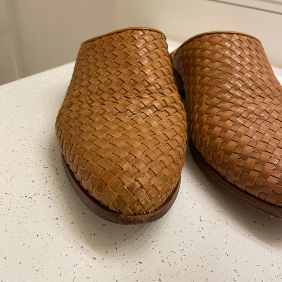 Nisolo Woven Alma Mule - Picture 5 of 8